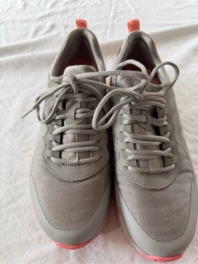 Majestic Light Gray Athletic Sneakers with Coral Accents